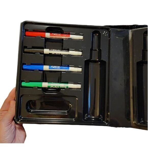 Expo Low Odor Dry Erase System Kit With Markers & Eraser Flawed - Picture 4 of 5